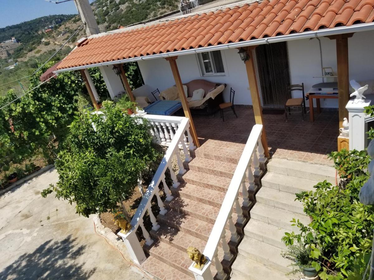 Hotel Denaj House Himarë Exterior foto
